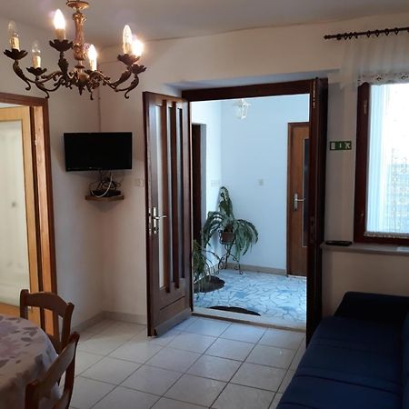Apartments Mary Miholascica المظهر الخارجي الصورة